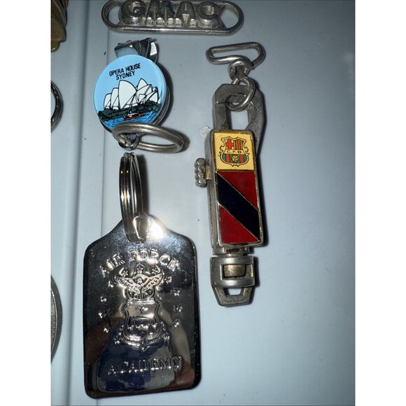 Souvenir Vintage Keychain Lot Military Cable Car Sydney Opera House US States - Picture 4 of 13